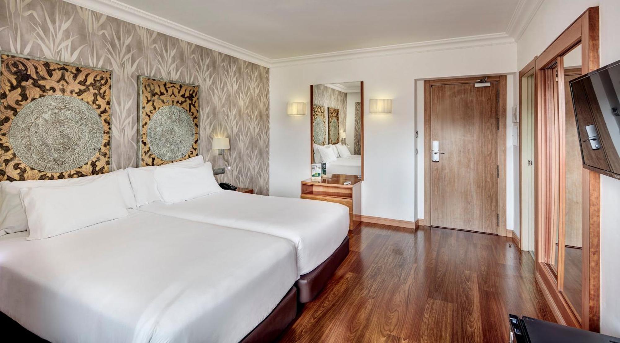 Sercotel Hotel President فيغيريس المظهر الخارجي الصورة