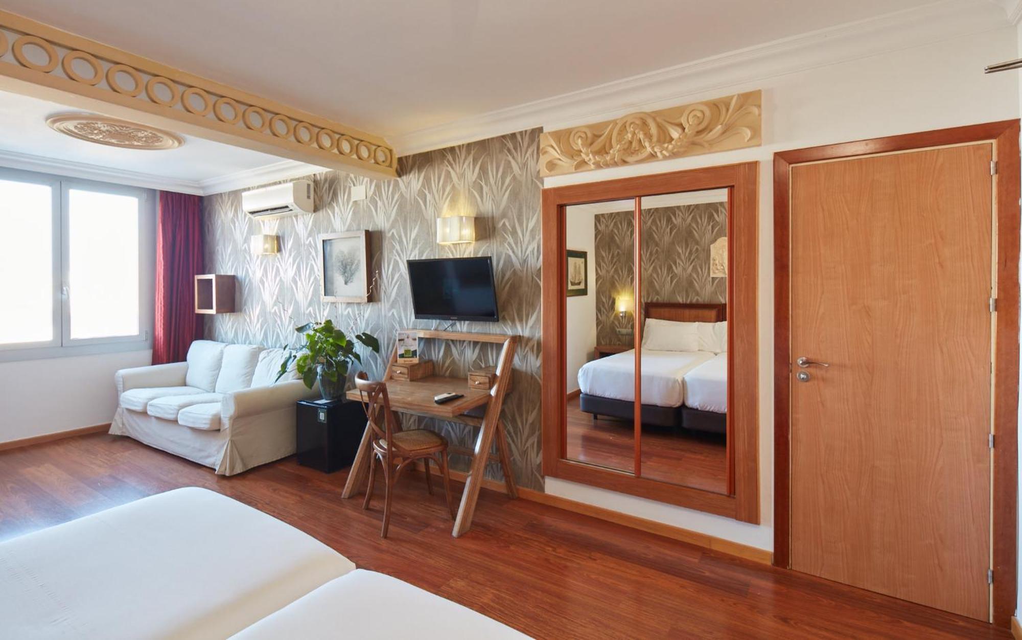 Sercotel Hotel President فيغيريس المظهر الخارجي الصورة
